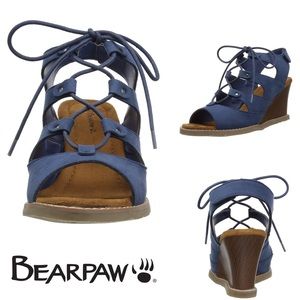 Bearpaw Size 8.5 Rhonda Lace-Up Suede Sandal NWOT
